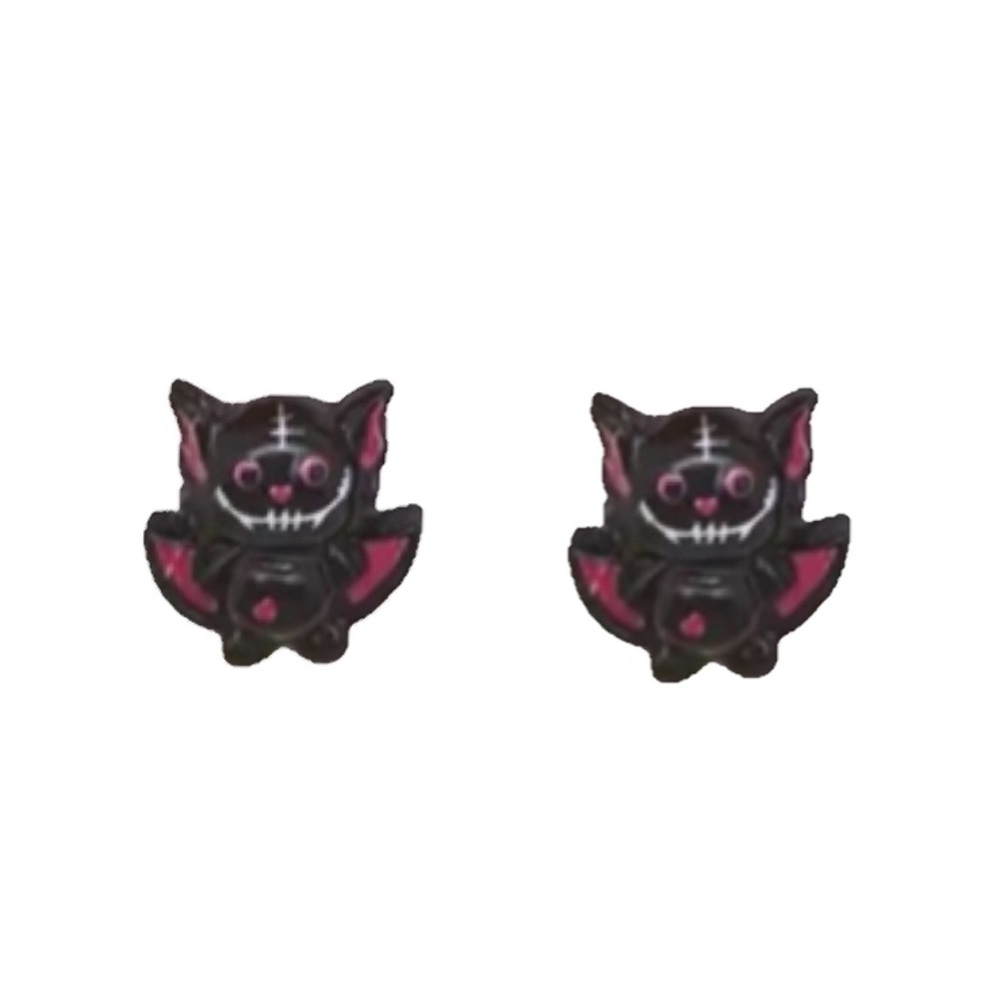 Spooky Vampire Bat Halloween Stud Earrings